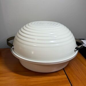 Nordic Ware Simply Sourdough Bread Baker Pant & Lid White Aluminum Made in USA